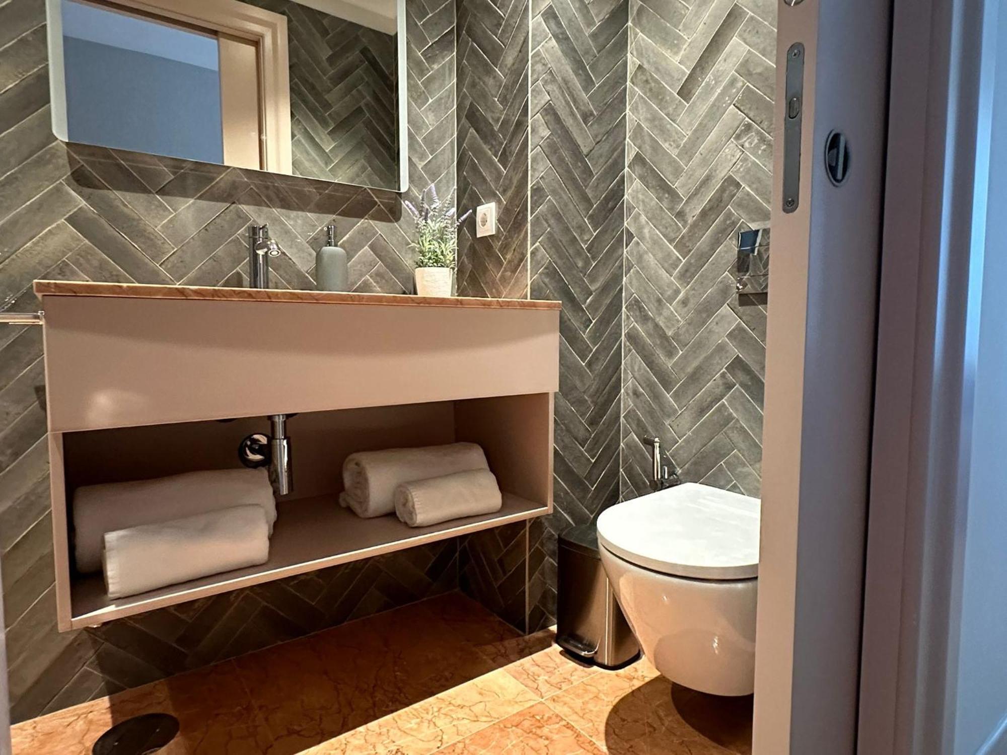 Lit Apartments - Clerigos Porto Ngoại thất bức ảnh